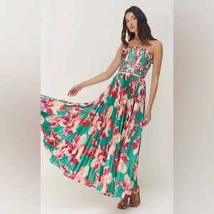 NWT Hutch Sabina Dress in Green/Multi  Size 2